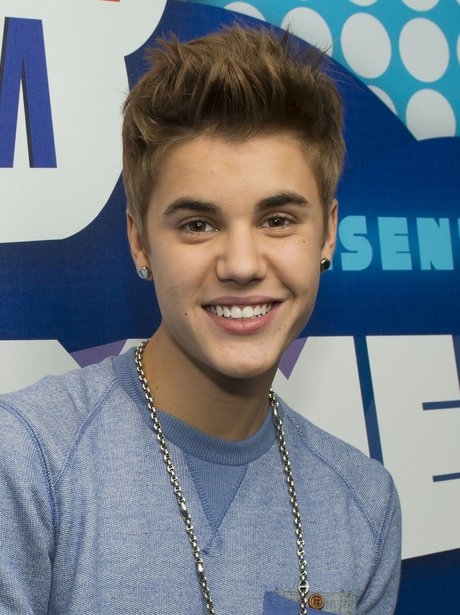 http://www.justinbieberzone.com/wp-content/uploads/2012/06/Justinbieber-summertimeball-2012-2.jpg