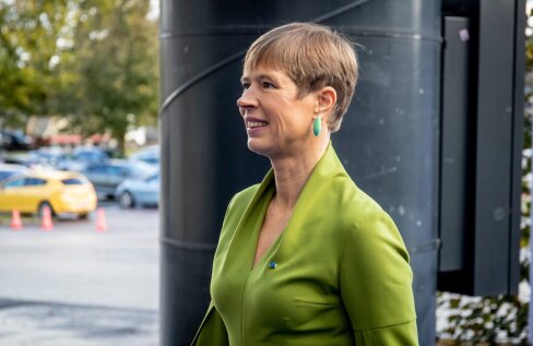 FOTOD | President Kersti Kaljulaid 51: heida pilk Eesti riigipea säravatele moevalikutele