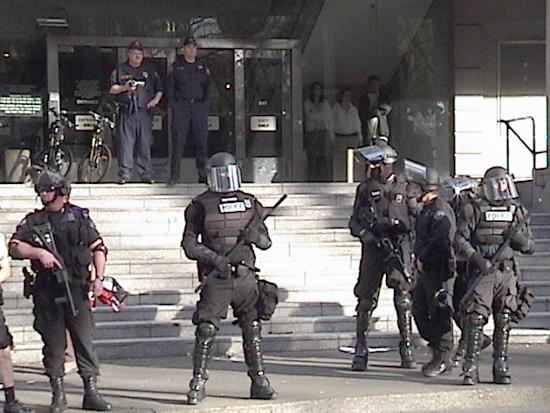 http://www.rense.com/general76/darth-vadar-drag.jpg