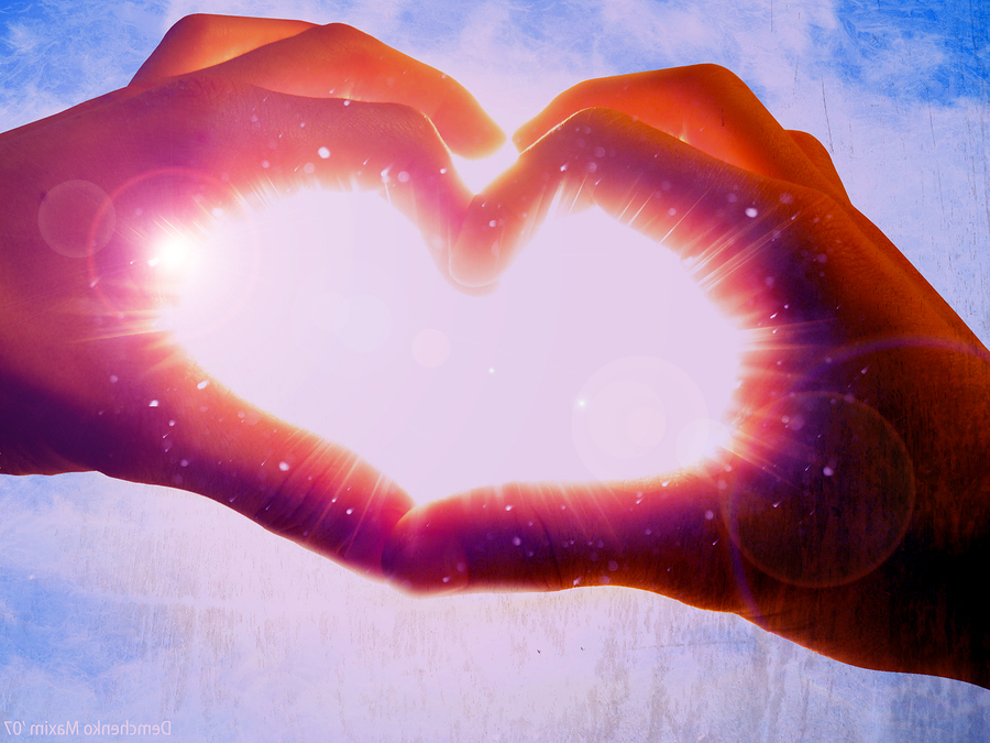 http://4.bp.blogspot.com/-2IL2G3ufA9U/T1ybqEMRT-I/AAAAAAAAAdY/8Uj_hfi8Jls/s1600/love.jpg