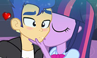 Equestria Girls: geheime zoen