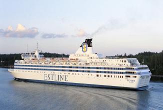 Parvlaev Estonia merel