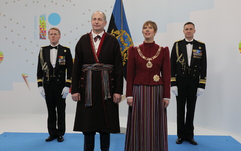 President Kersti Kaljulaid ja Georgi-Rene Maksimovski pidulikul vastuvõtul