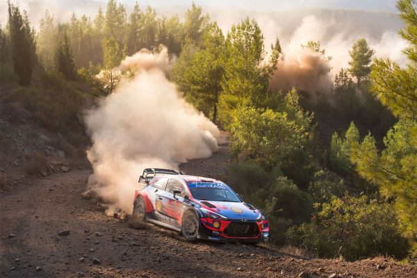 Türgi Ralli: Neuville võitis ka kuuenda katse, Ogieril tehnilised probleemid