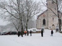 Vabadussõjas langenute mälestuspäeval Otepää Vabadussamba juures. Foto: Monika Otrokova