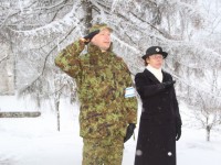 Vabadussõjas langenute mälestuspäeval Otepää Vabadussamba juures. Foto: Monika Otrokova