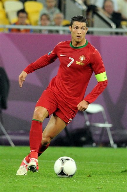 http://upload.wikimedia.org/wikipedia/commons/d/d5/Cristiano_Ronaldo_20120609.jpg