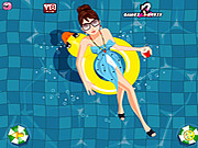 Swimming Girl Dress Up