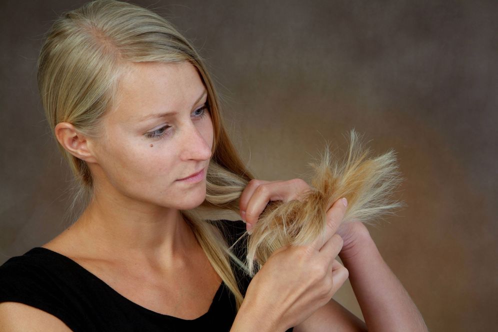 Analyse der Haare: Forscher haben jetzt Anzeichen für Herzprobleme im Haar nachgewiesen.