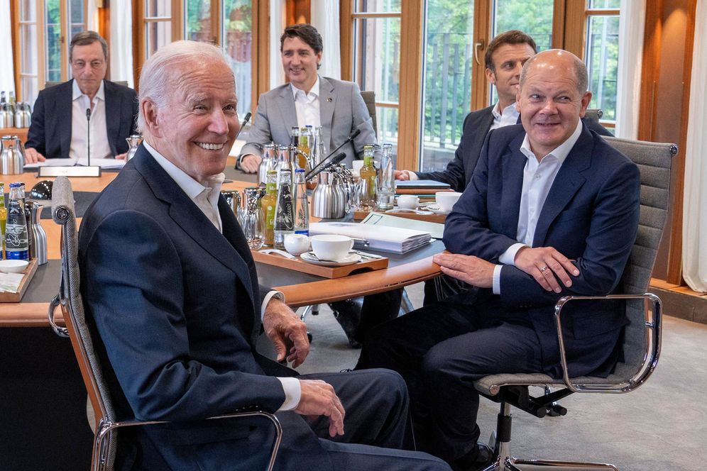 US-Präsident Joe Biden und Bundeskanzler Olaf Scholz beim G7-Gipfel vergangenen Juni in Schloss Elmau