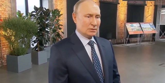 Putin: Ukraina on vastupealetungi käigus kaotanud 25-30 protsenti välismaalt saadud tehnikast