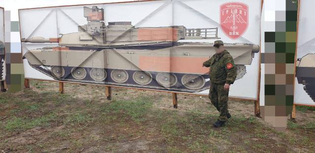 PILTUUDIS: Venemaal õpitakse Abramsi ja Leopardi tanke kahjutuks tegema